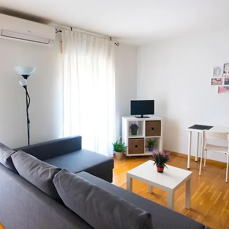 Piso En C/ Casta Alvarez *