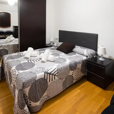 Piso En C/ Casta Alvarez * Zaragoza