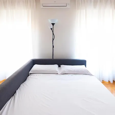 Piso En C/ Casta álvarez