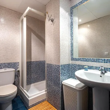 Piso En C/ Casta Alvarez Апартаменты