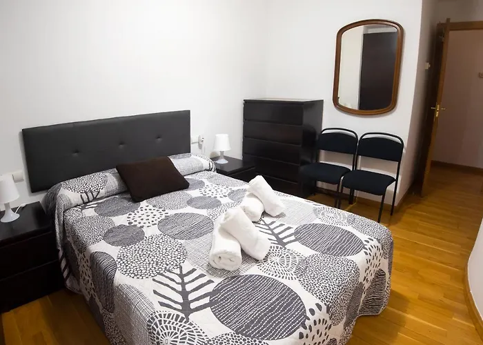 Piso En C/ Casta Alvarez Apartment